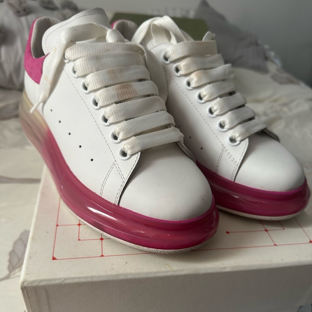 Alexander McQueen Womens sneakers
